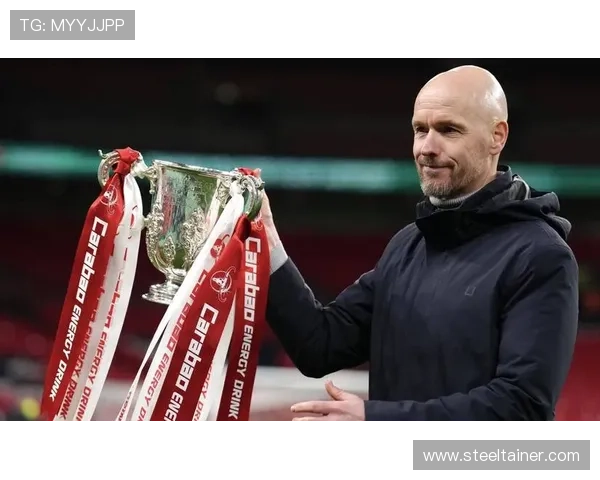 滕哈格：巴黎拜仁对决星光熠熠